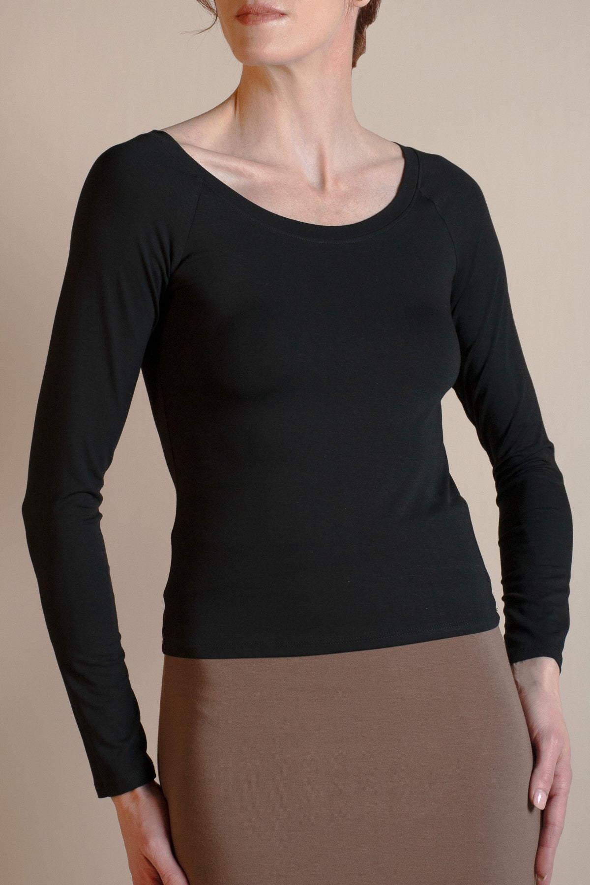 Vivian Tee