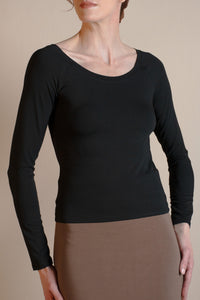 Vivian Tee