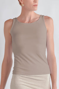 Neomi Tank