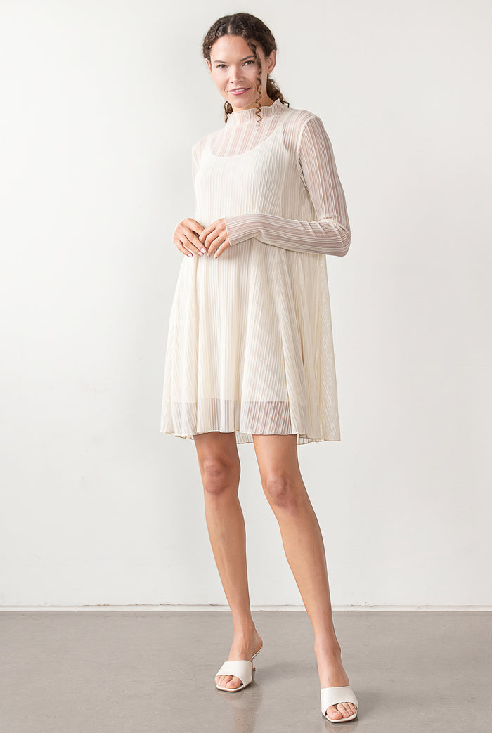 Long sleeve dress in ivory