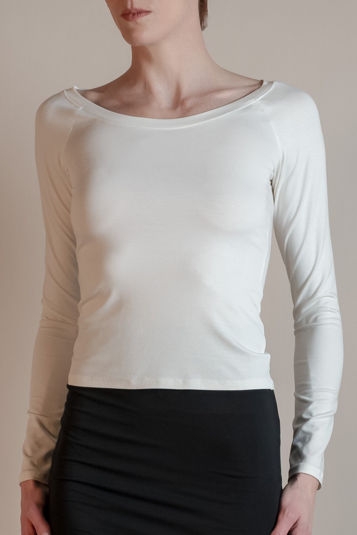 Vivian Tee
