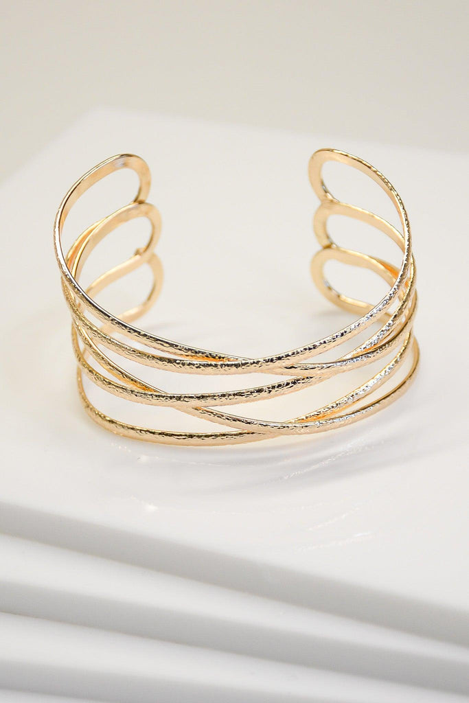 Crossed Cuff - Revir