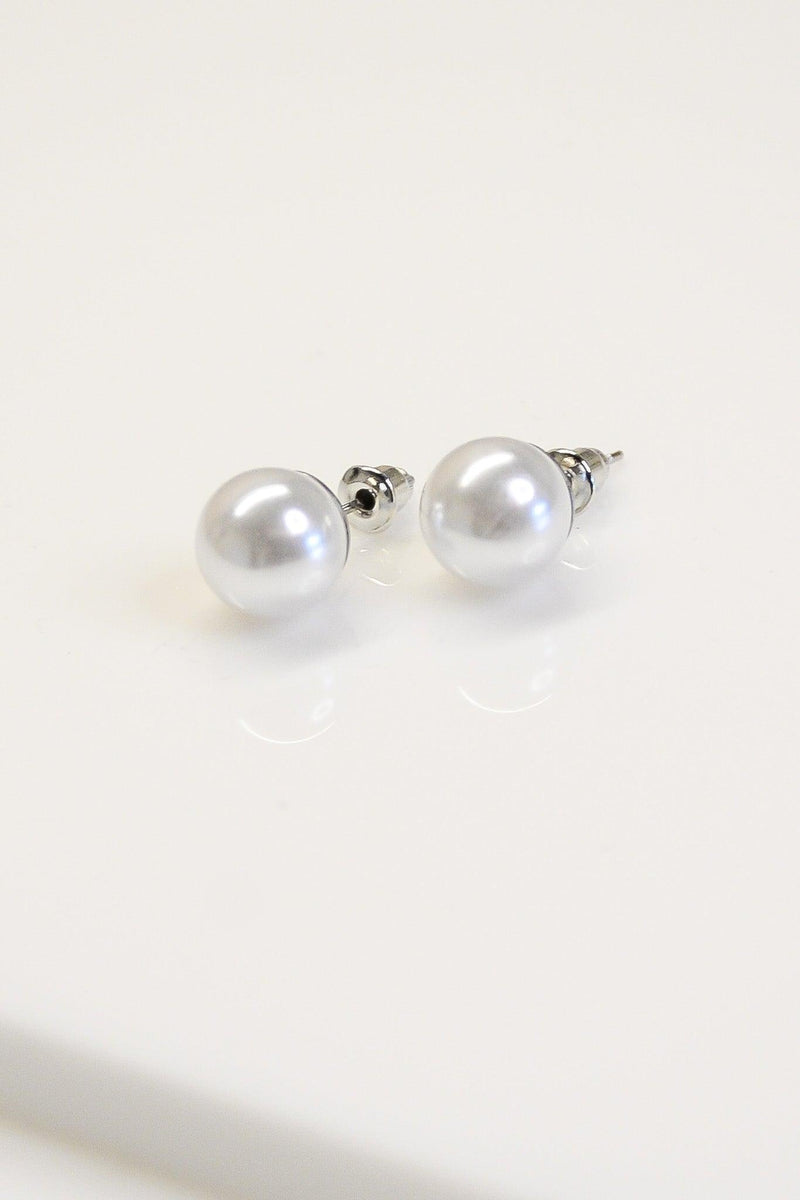 Silver Pearl Studs