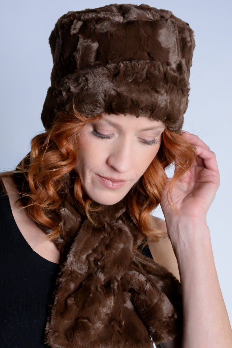 Cuddly Cuffed Pillbox