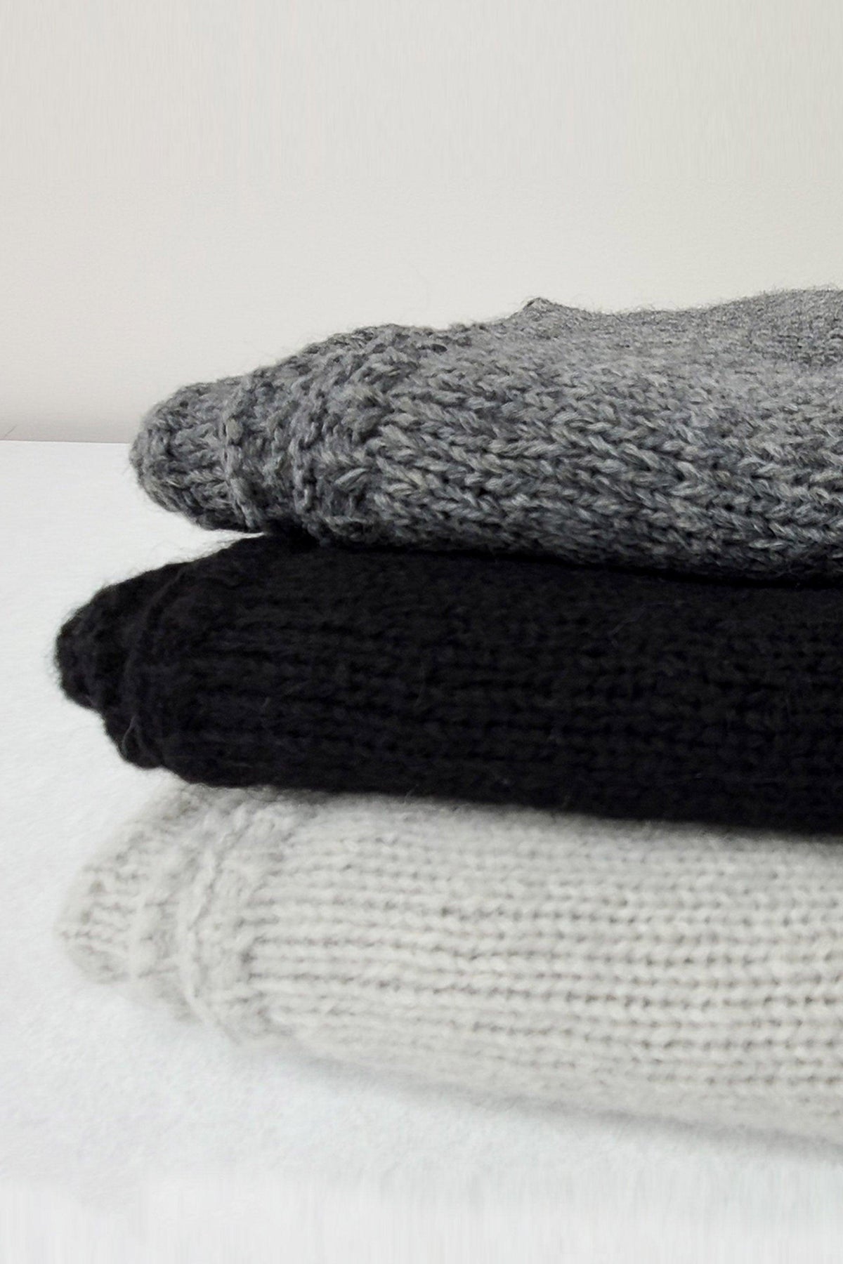 ADA FUNNEL SCARF - Revir