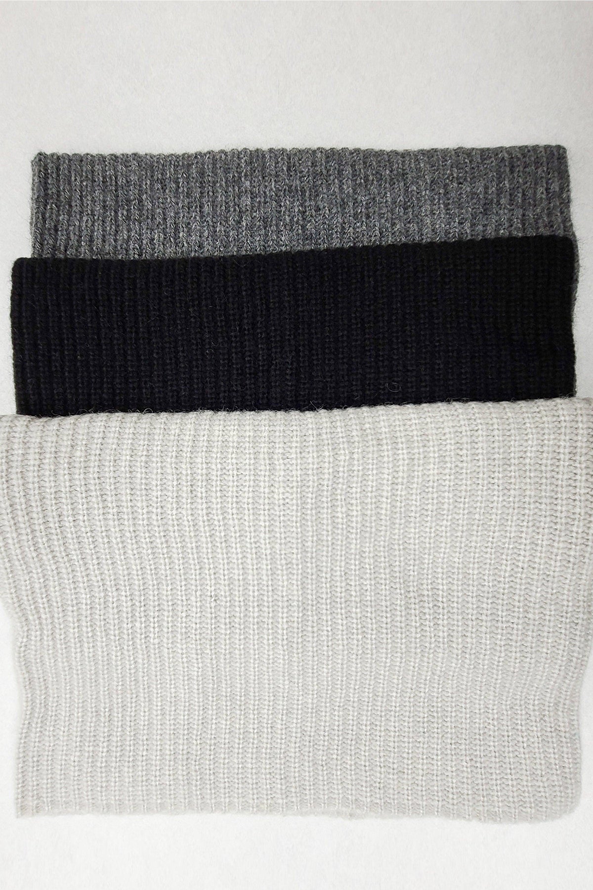 ANNA TUBE SCARF - Revir