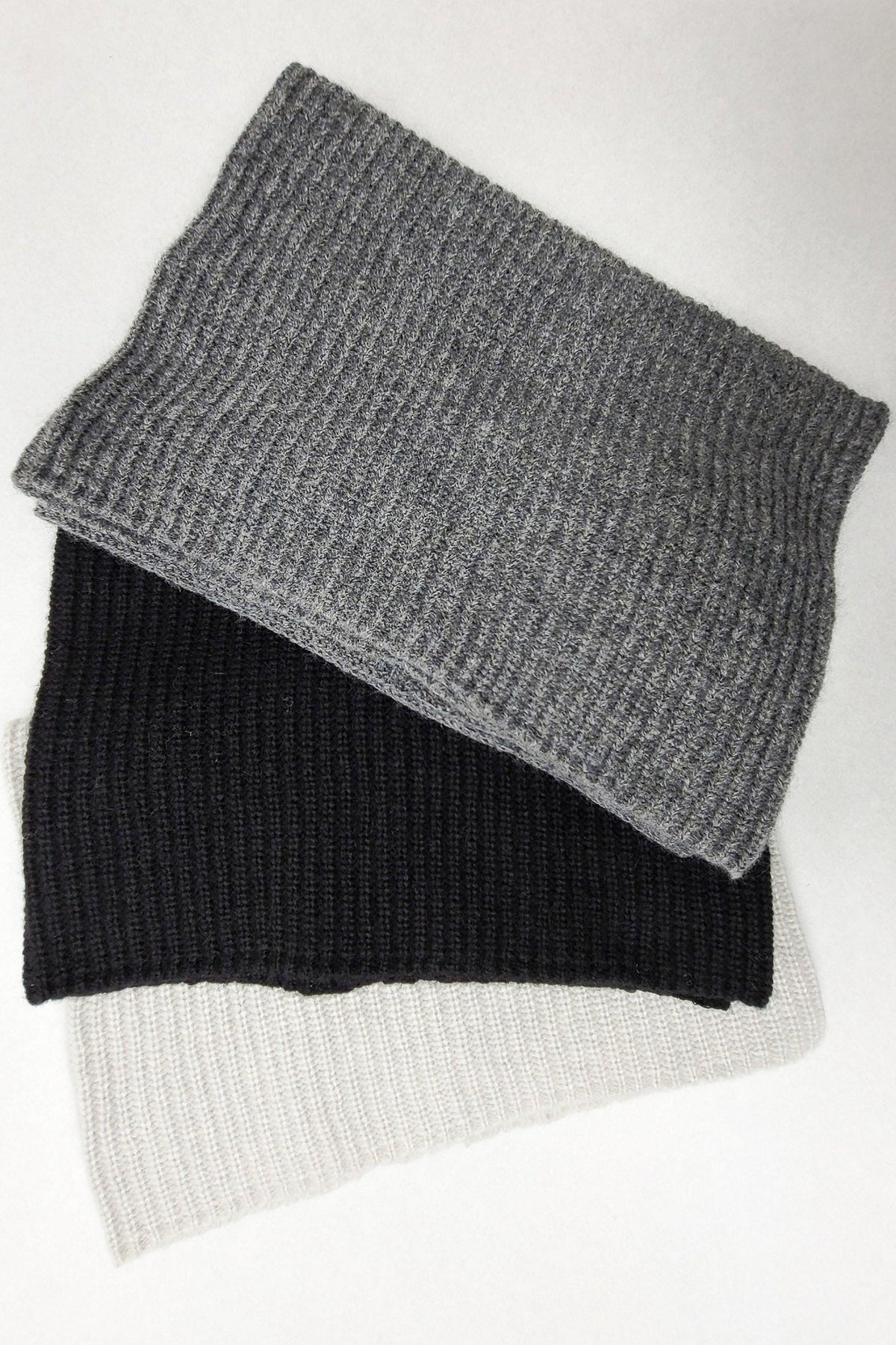 ANNA TUBE SCARF - Revir